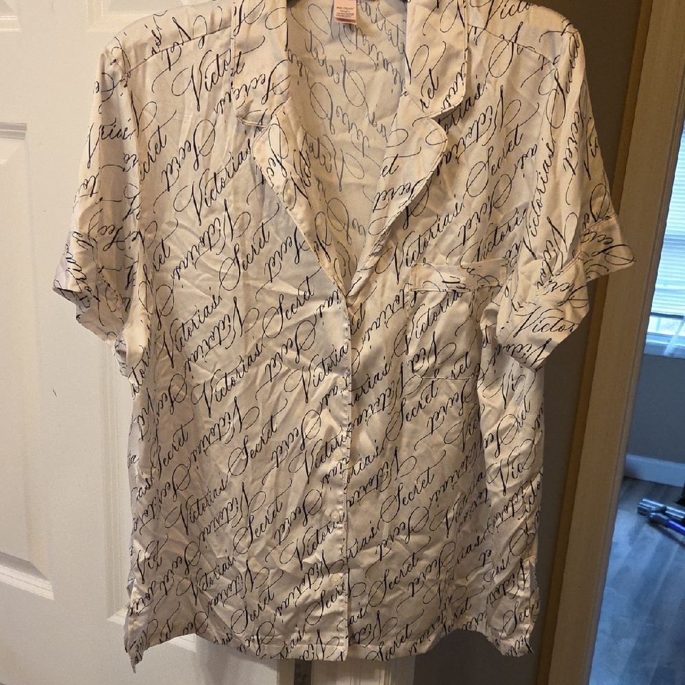 $5/$25-Victoria's Secret Pajama Set